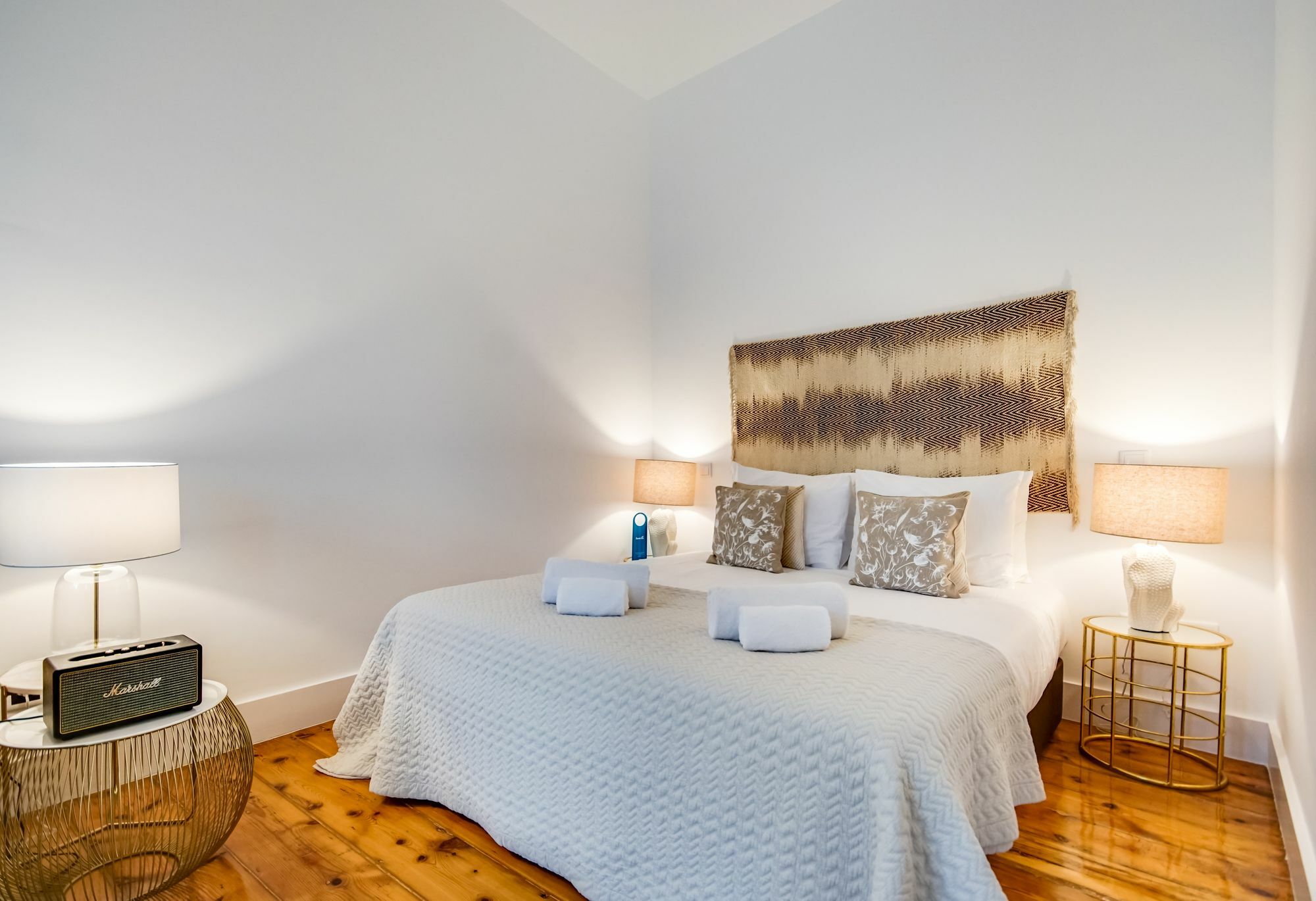 Sweet Inn Apartment - Chiado Luxury Lisbon Exterior photo